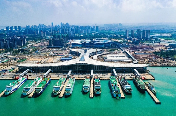 ?？谛潞L裝碼頭